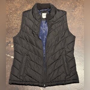 GAP Black Quilted Vest Size Medium